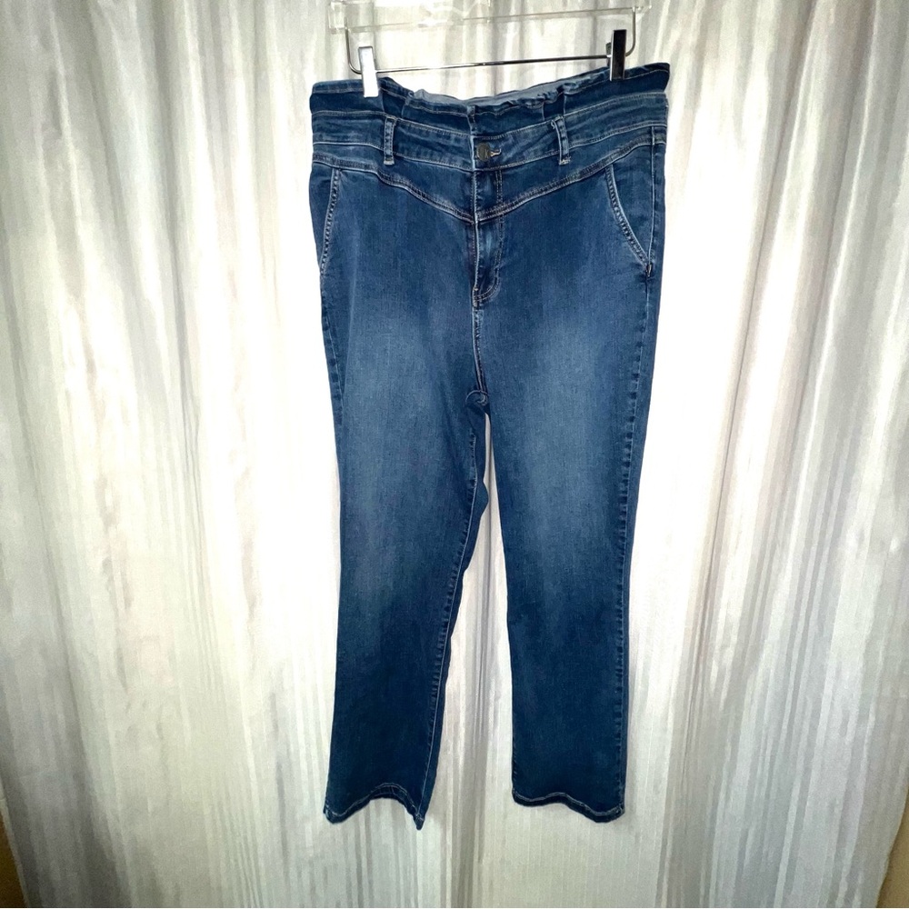 Kut from the Kloth high rise paper bag Jeans size 14